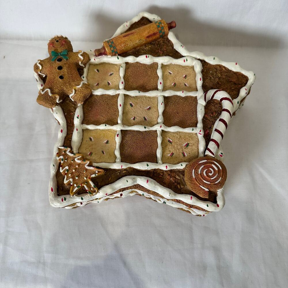 Gingerbread Tic Tac Toe Star Shaped Snowmen Cupcake Pieces Christmas Holiday